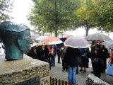 Click!
